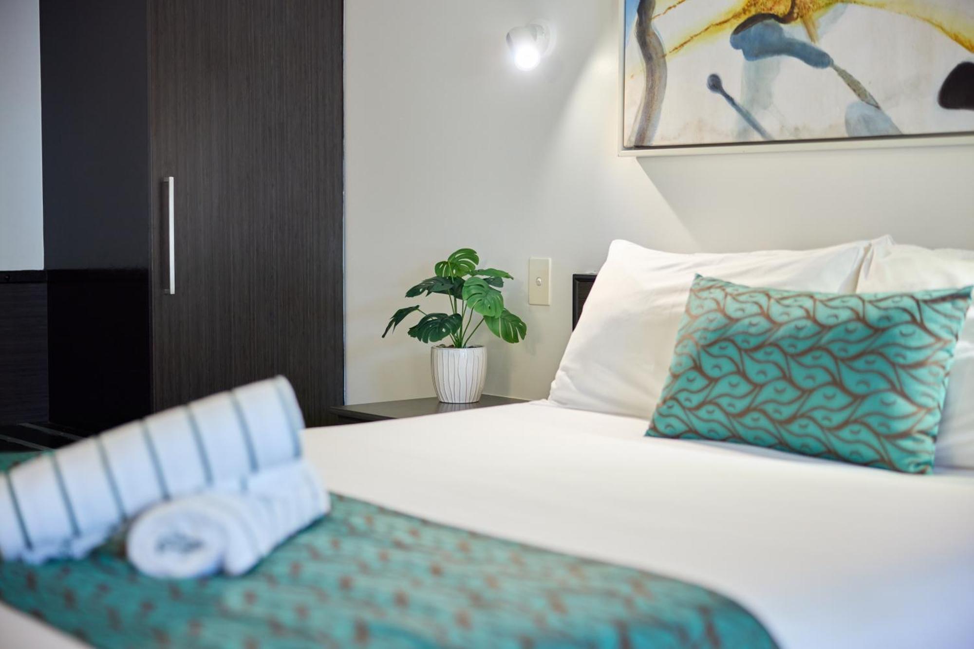 Castaways Resort & Spa On Mission Beach Extérieur photo
