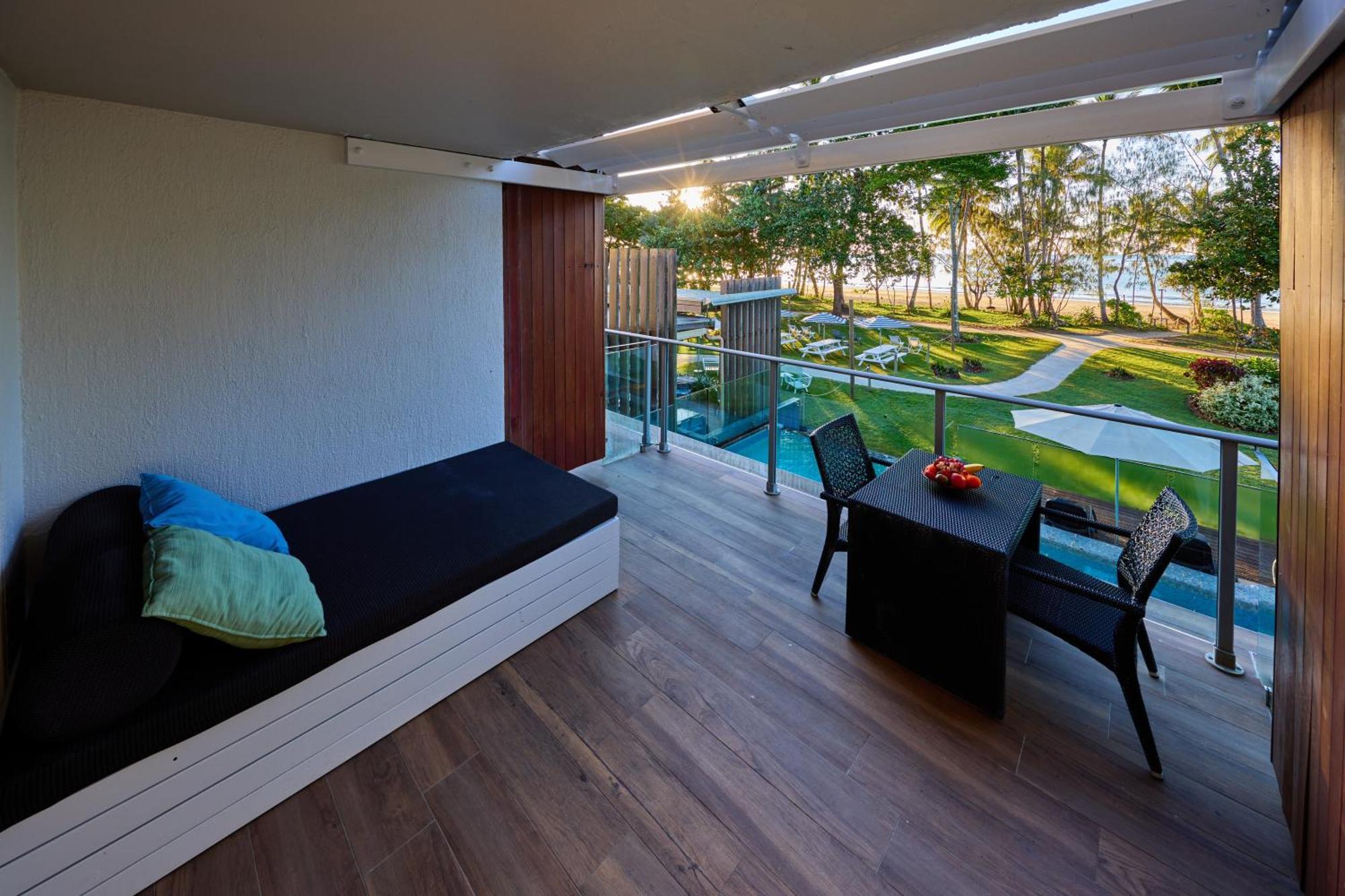 Castaways Resort & Spa On Mission Beach Extérieur photo